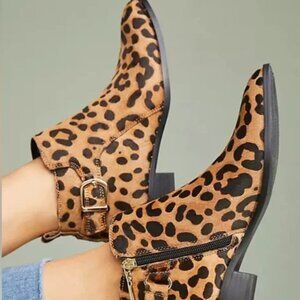 New Steven by Steve Madden booties  leopard print on real leather  Size 8